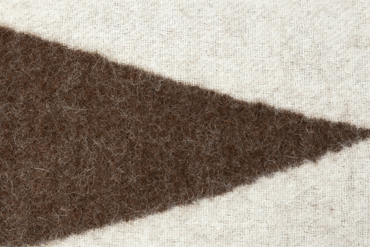 BERLIN PREMIUM PILLOW 20" x 20". ZERO DYE