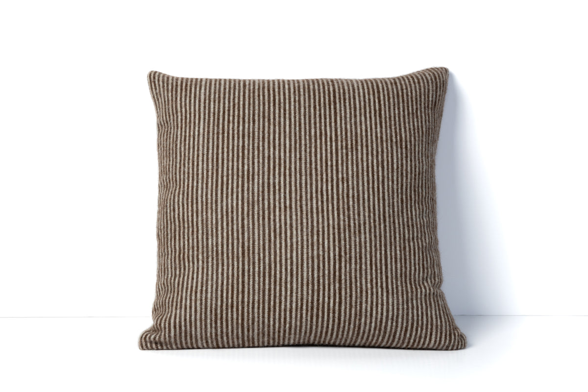 CORTEZ THROW PILLOW 20". ZERO DYE