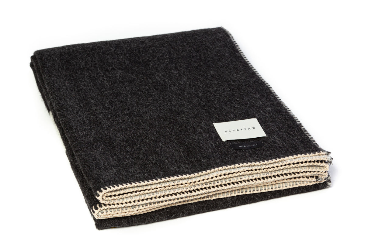 LOTTALOVE REVERSIBLE THROW