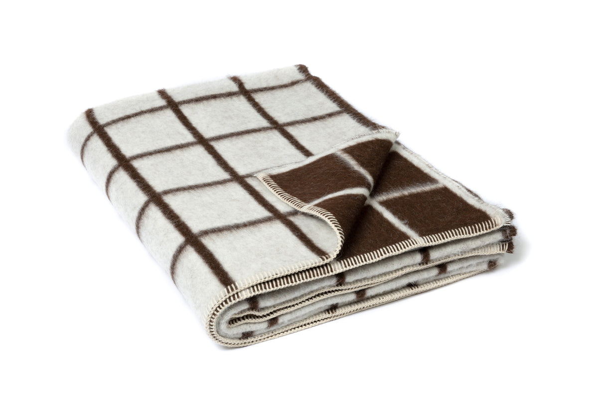 UMI HEIRLOOM BLANKET. ZERO DYE