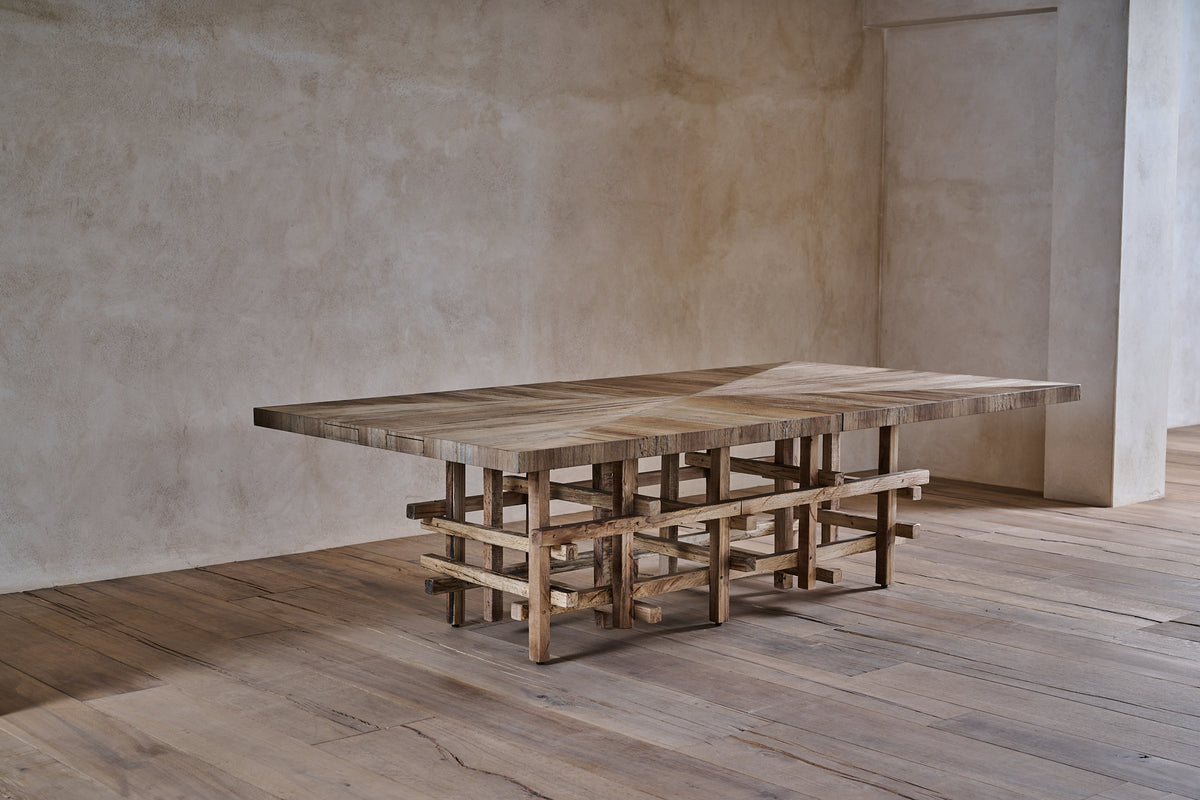 Quique Ping Pong Table - close-up
