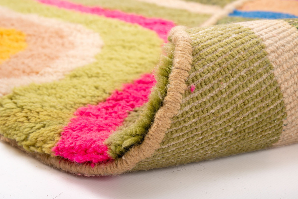 Vague de Couleurs - detail view showing craftsmanship