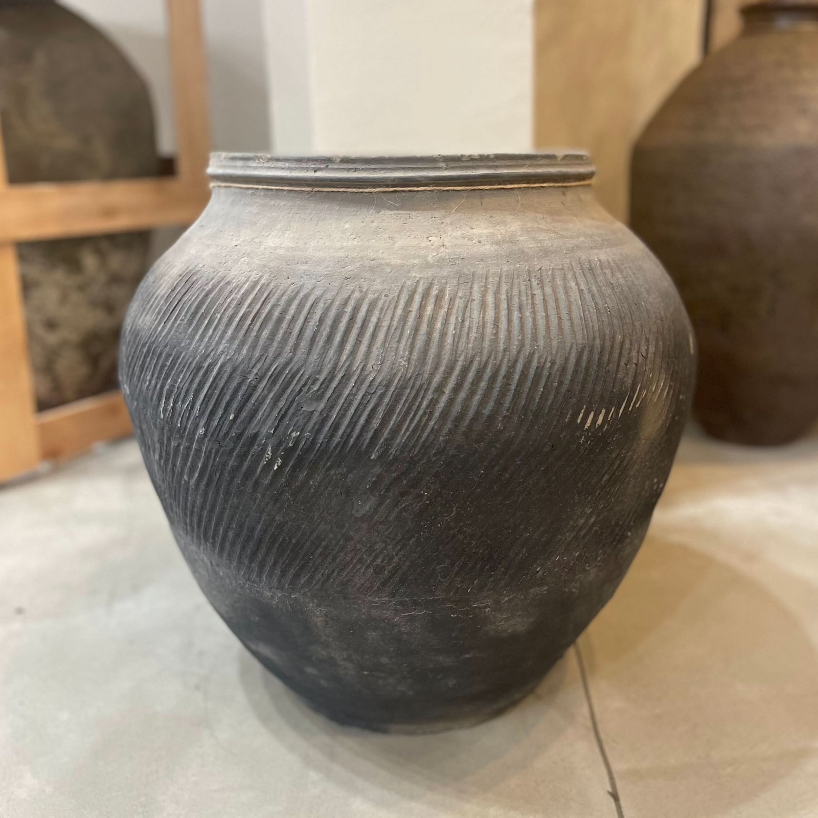 Dark Grey Planter - Cultheir 