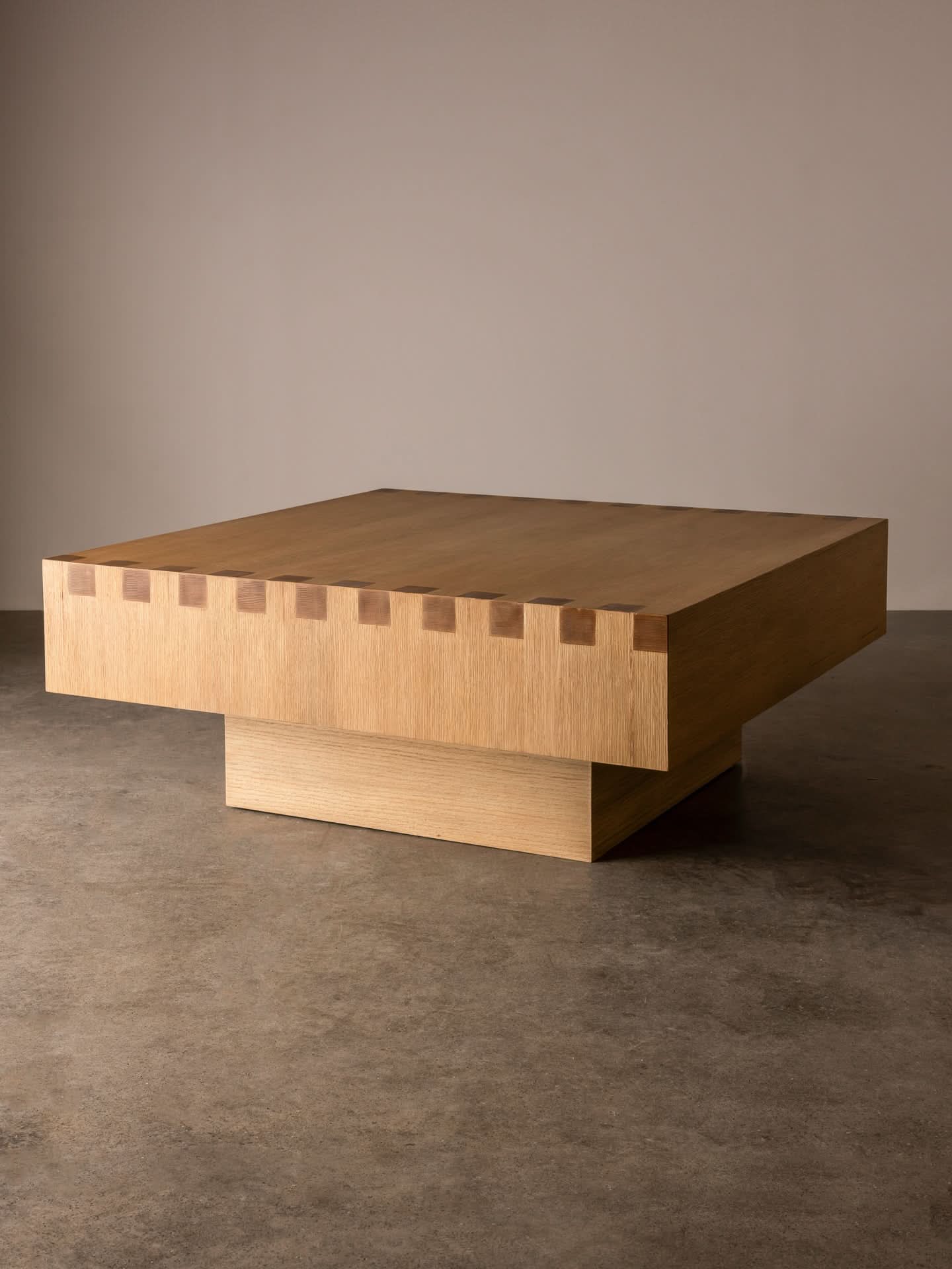 Dovetail Table - Cultheir