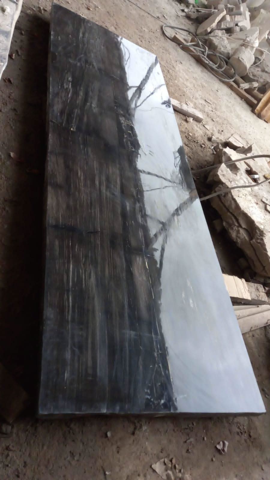Petrified Wood &amp; Onyx Table - Cultheir